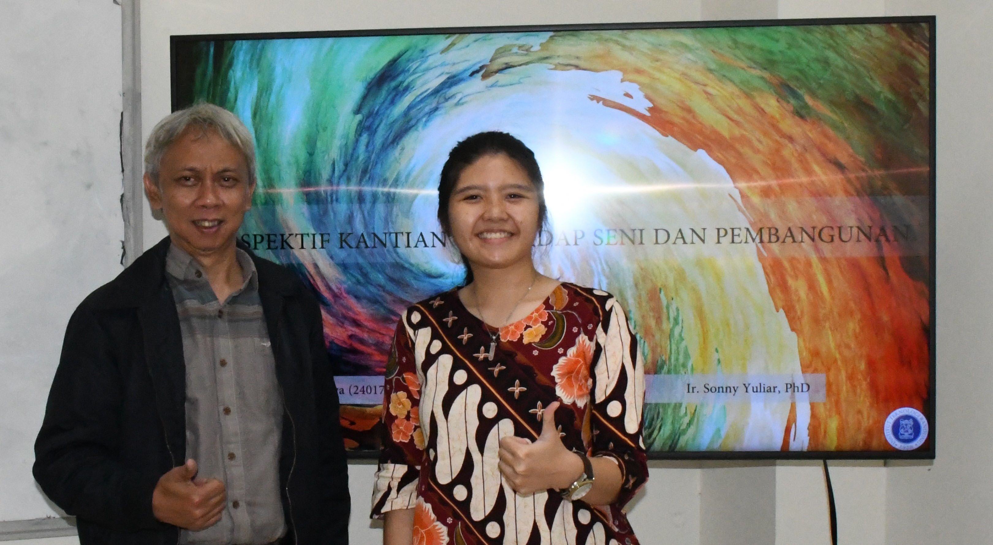 [:IN]Sidang Tesis: “Perspektif Kantian Terhadap Seni dan Pembangunan”[:en]Master Thesis Defense: “Contestasion of Aesthetic Value in Creative Economic Development: The Case of Visual Arts Practices in Bandung”[:]